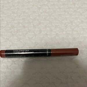 NWT Revlon ColorStay Matte Lite Lip Crayon 002 Clear the Air